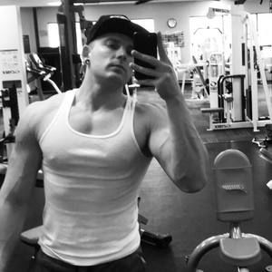 Meet your Posher, Cody